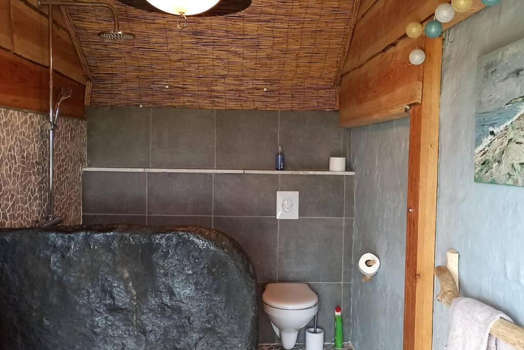 Korentil . Cosy House With Private Garden Де Хаан Екстериор снимка
