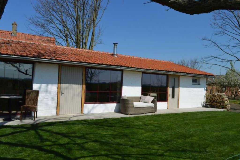 Korentil . Cosy House With Private Garden Де Хаан Екстериор снимка