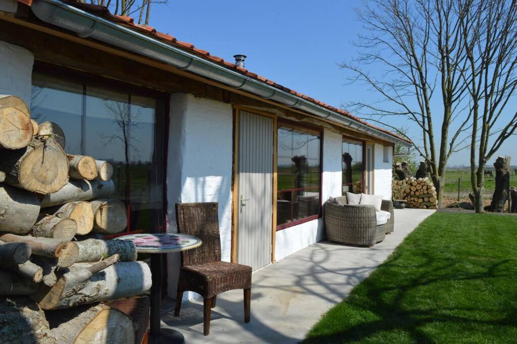 Korentil . Cosy House With Private Garden Де Хаан Екстериор снимка